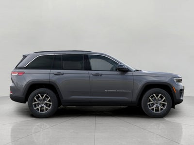 2027 Jeep Grand Cherokee GRAND CHEROKEE LAREDO X 4X4