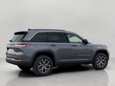 2027 Jeep Grand Cherokee GRAND CHEROKEE LAREDO X 4X4