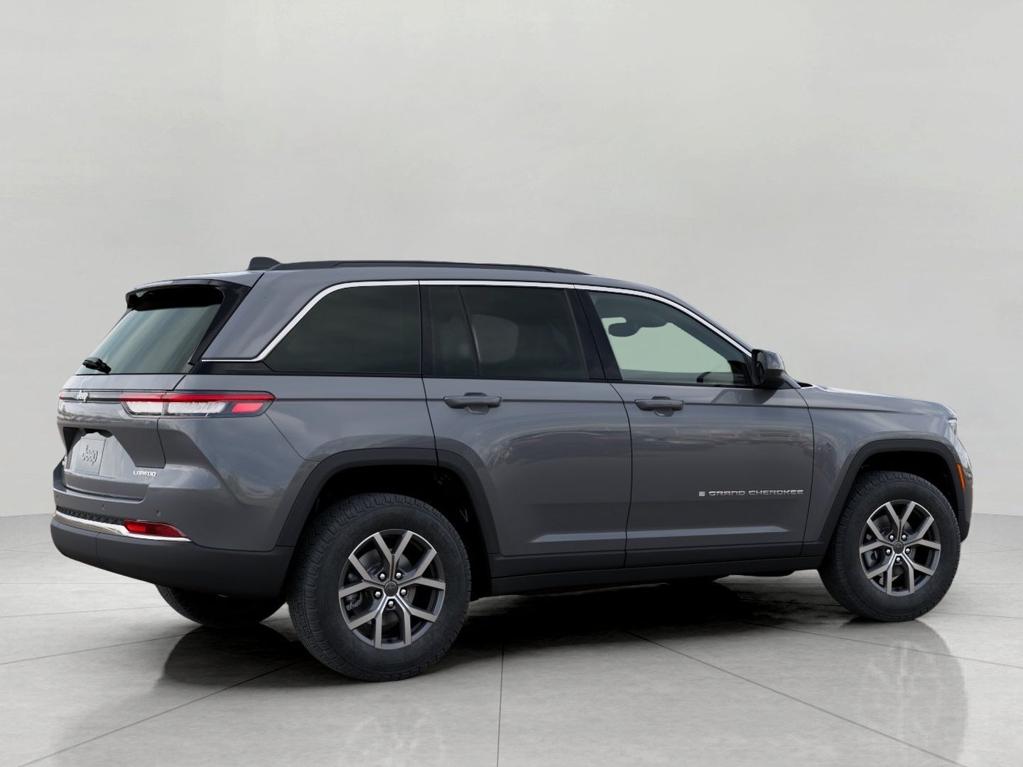 2027 Jeep Grand Cherokee GRAND CHEROKEE LAREDO X 4X4