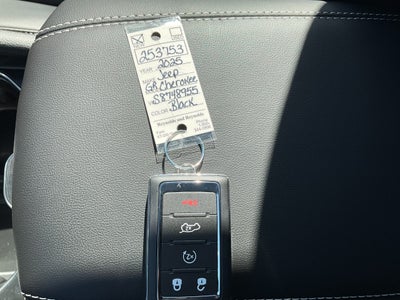 2025 Jeep Grand Cherokee GRAND CHEROKEE LIMITED 4X4