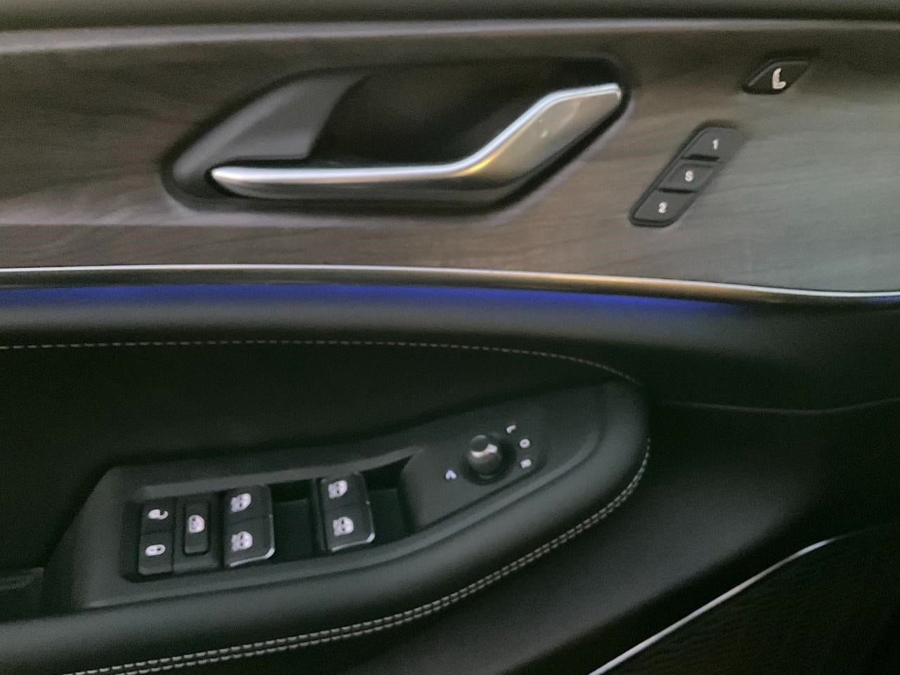 2025 Jeep Grand Cherokee GRAND CHEROKEE OVERLAND 4X4