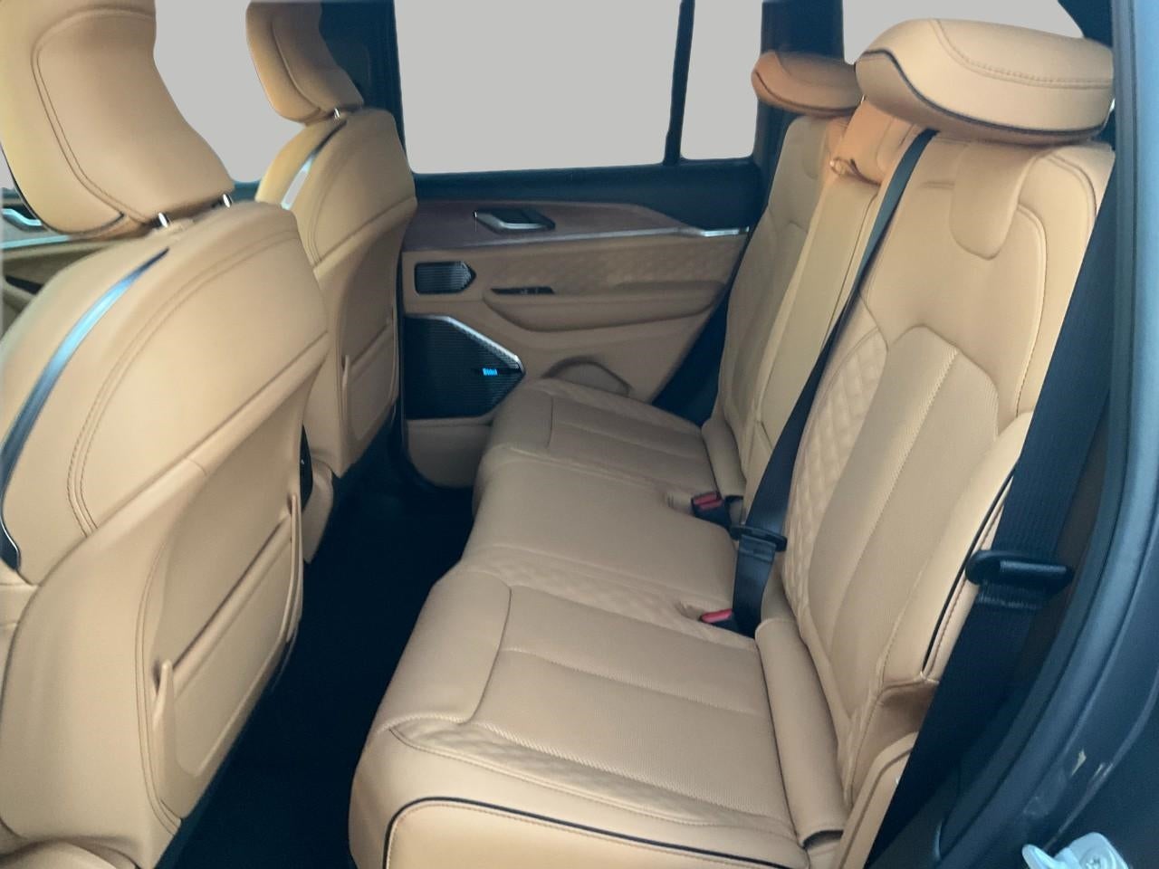 2025 Jeep Grand Cherokee GRAND CHEROKEE SUMMIT RESERVE 4X4