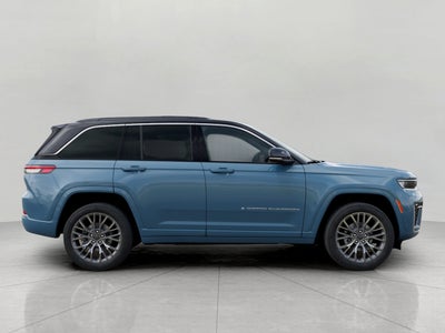 2027 Jeep Grand Cherokee GRAND CHEROKEE SUMMIT 4X4