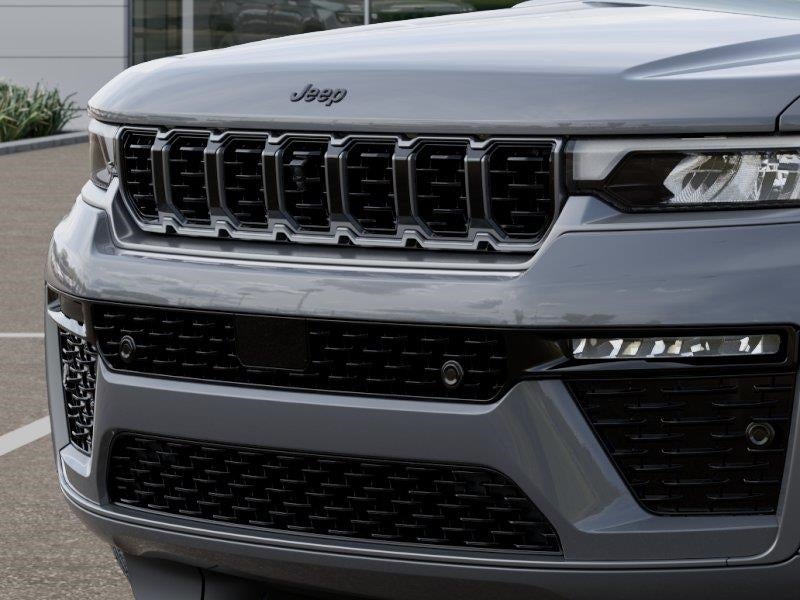 2027 Jeep Grand Cherokee GRAND CHEROKEE SUMMIT 4X4