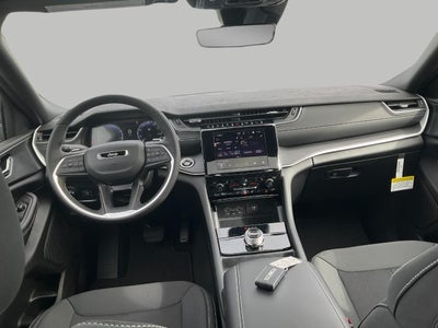 2025 Jeep Grand Cherokee GRAND CHEROKEE L LAREDO X 4X4