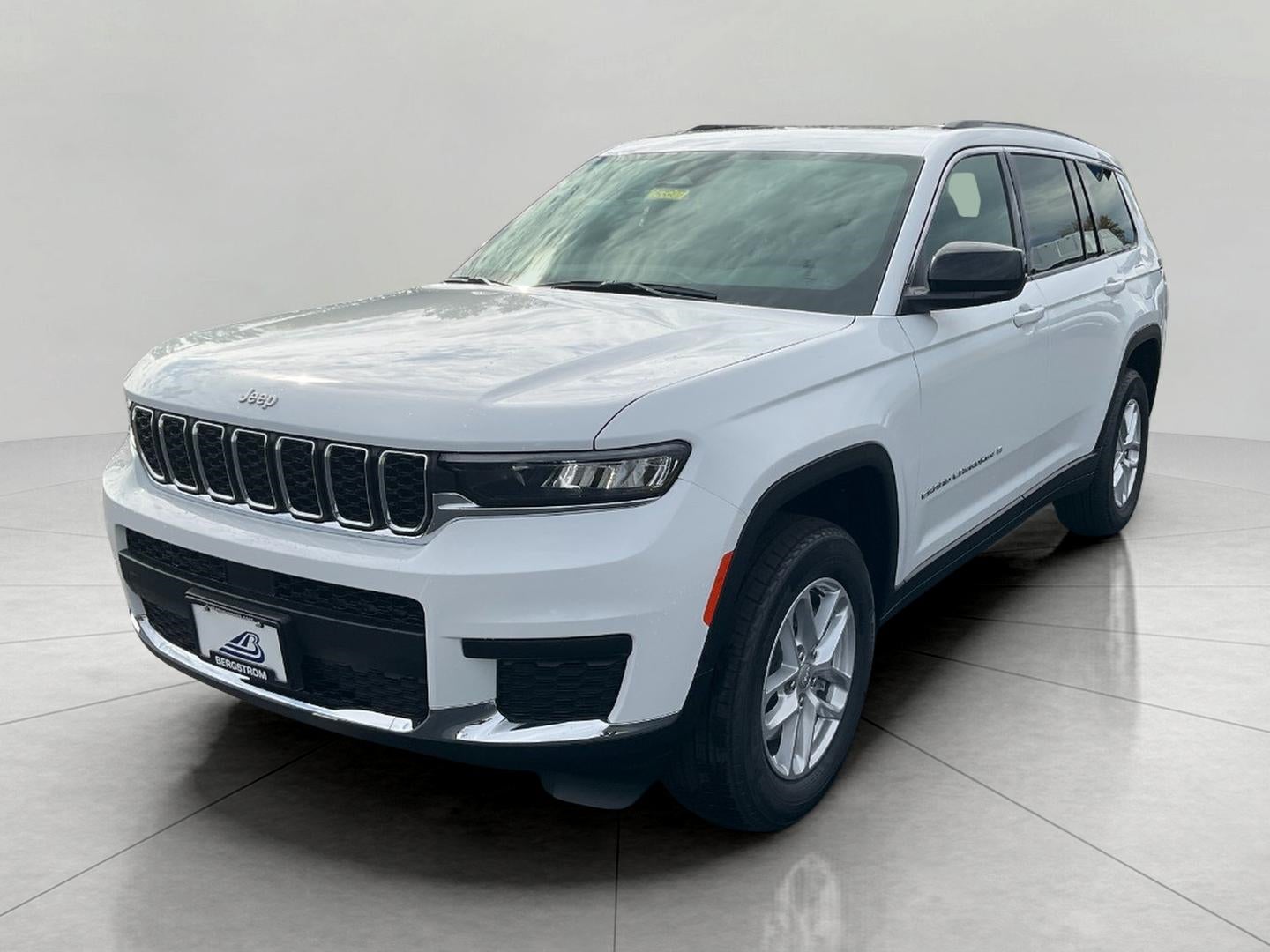 2025 Jeep Grand Cherokee GRAND CHEROKEE L LAREDO X 4X4