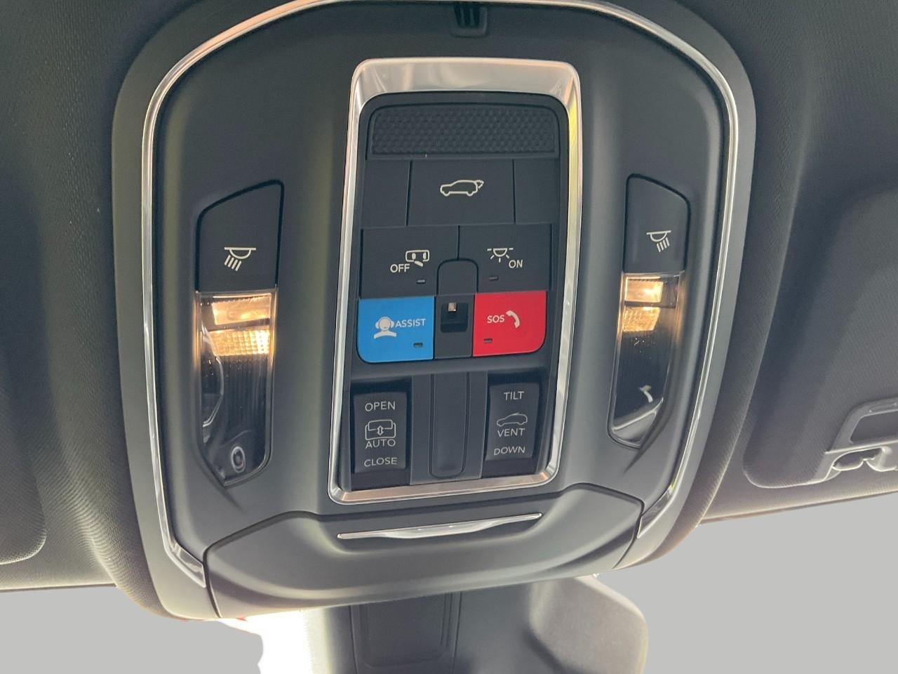 2025 Jeep Grand Cherokee GRAND CHEROKEE L ALTITUDE X 4X4