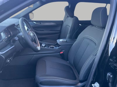 2025 Jeep Grand Cherokee GRAND CHEROKEE L LAREDO X 4X4