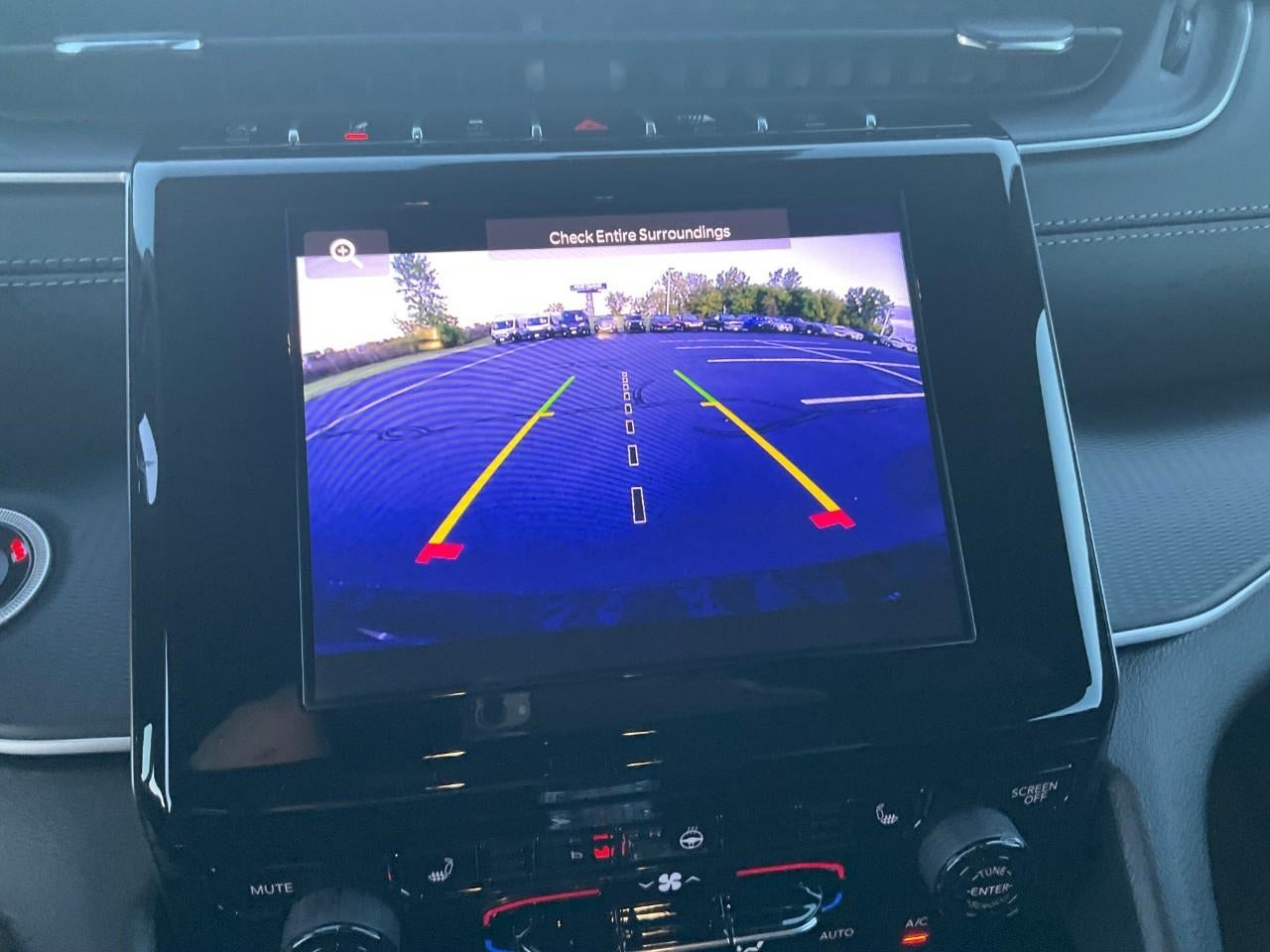 2025 Jeep Grand Cherokee GRAND CHEROKEE L LAREDO X 4X4