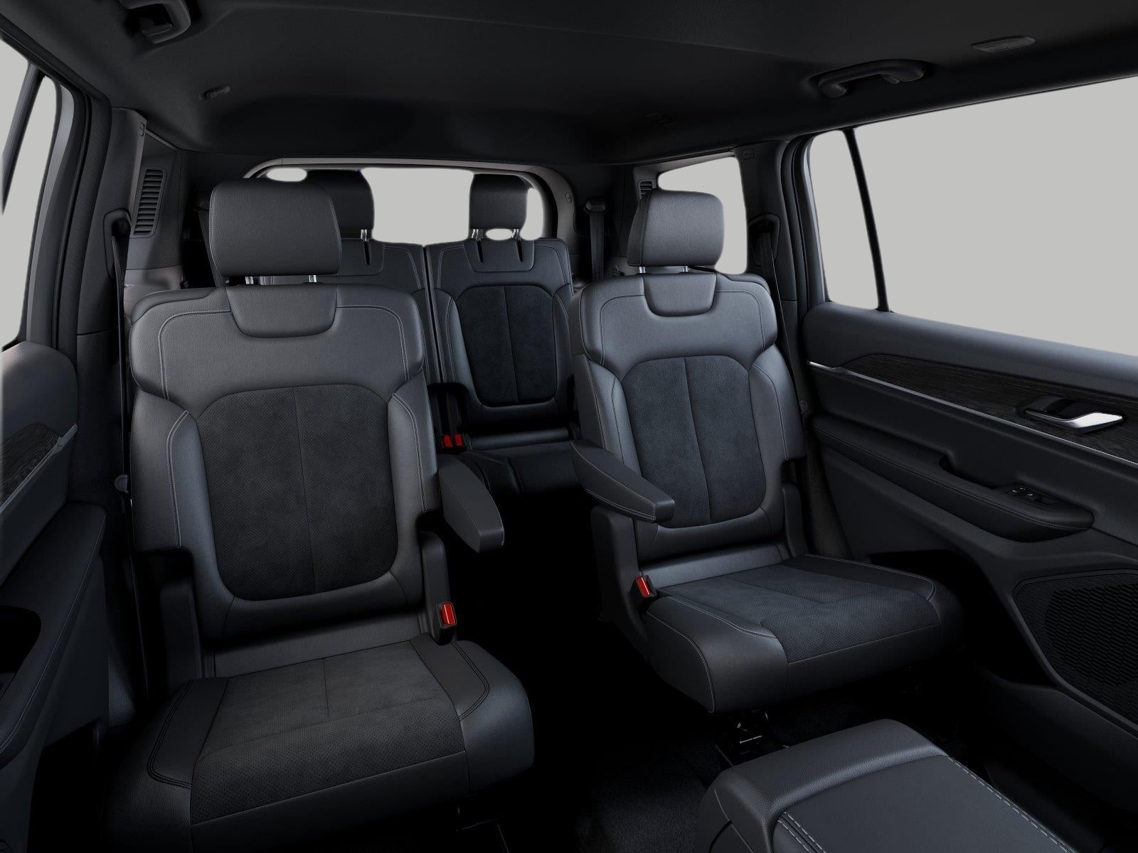 2027 Jeep Grand Cherokee L GRAND CHEROKEE L LAREDO ALTITUDE 4X4