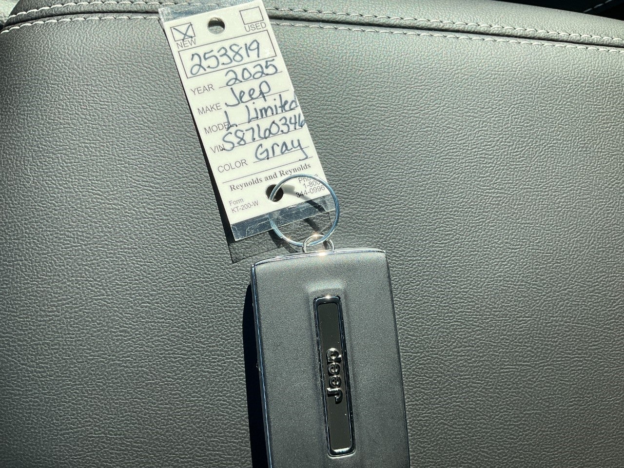 2025 Jeep Grand Cherokee GRAND CHEROKEE L LIMITED 4X4