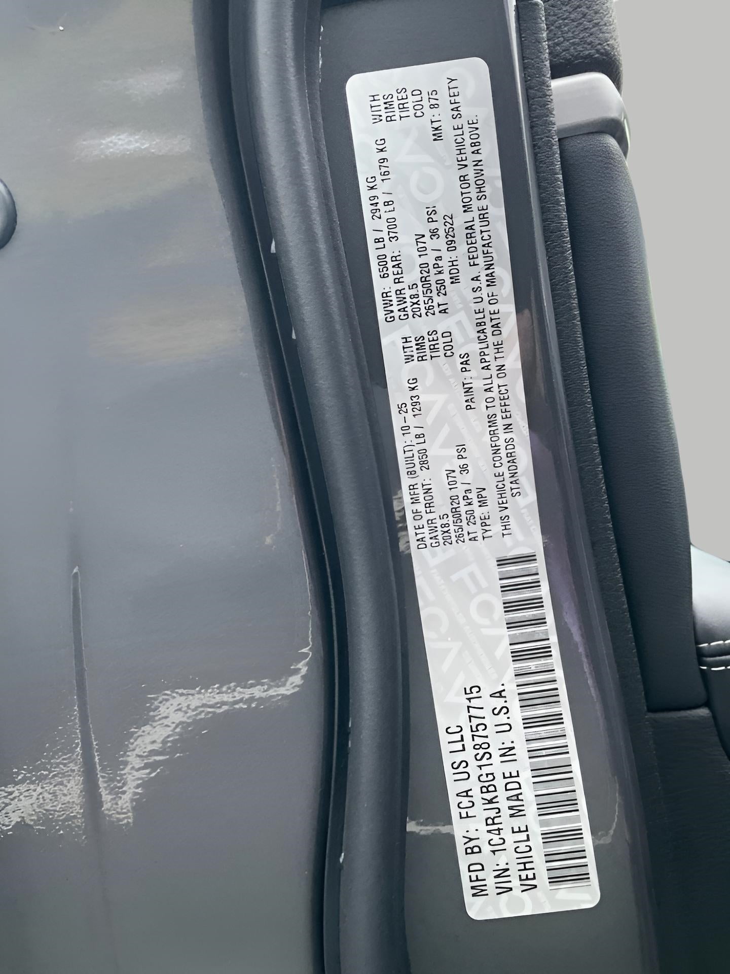 2025 Jeep Grand Cherokee GRAND CHEROKEE L LIMITED 4X4