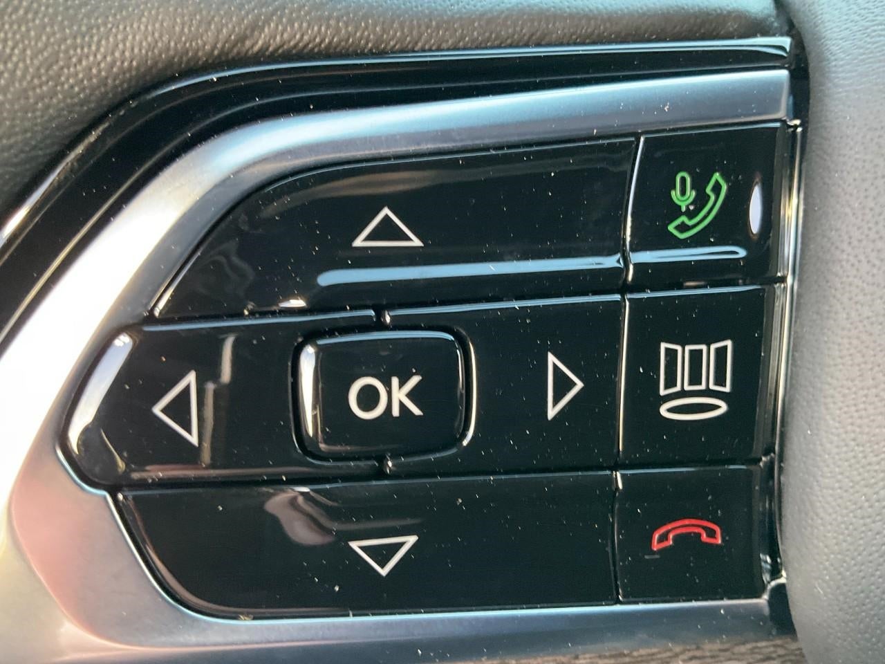 2025 Jeep Grand Cherokee GRAND CHEROKEE L OVERLAND 4X4