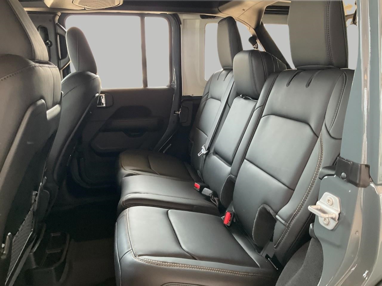 2025 Jeep Wrangler WRANGLER 4-DOOR RUBICON 392