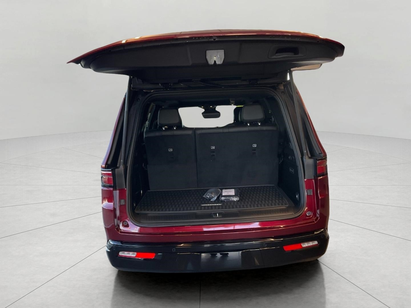 2025 Jeep Wagoneer WAGONEER OVERLAND 4X4