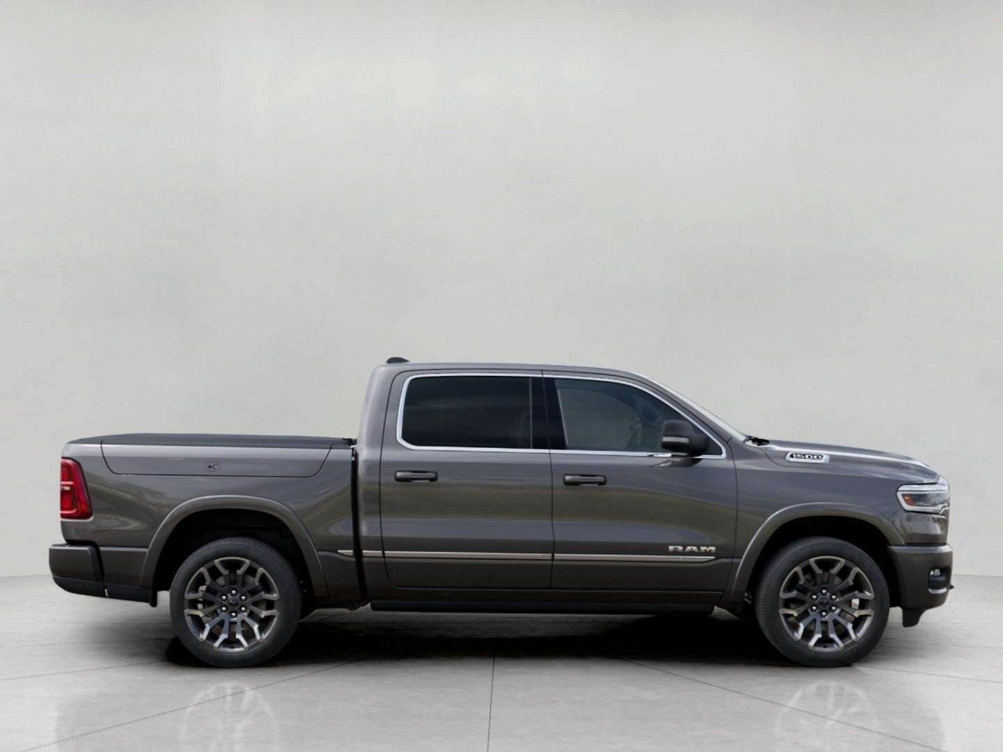 2027 RAM 1500 RAM 1500 LIMITED CREW CAB 4X4 5'7' BOX