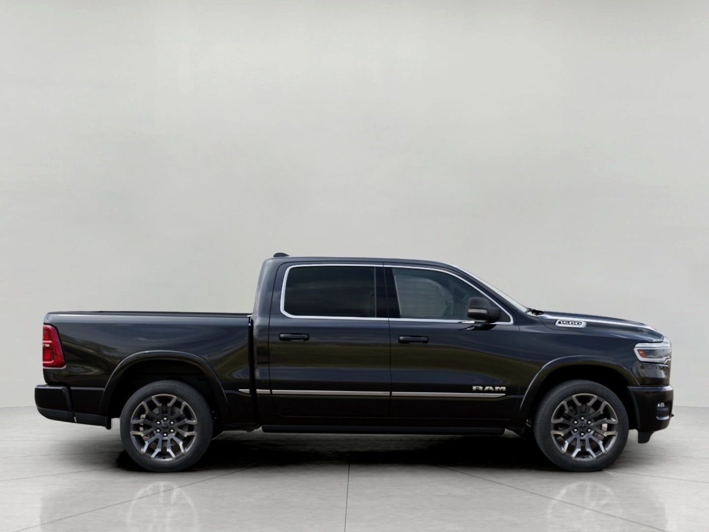 2027 RAM 1500 RAM 1500 LIMITED CREW CAB 4X4 5'7' BOX
