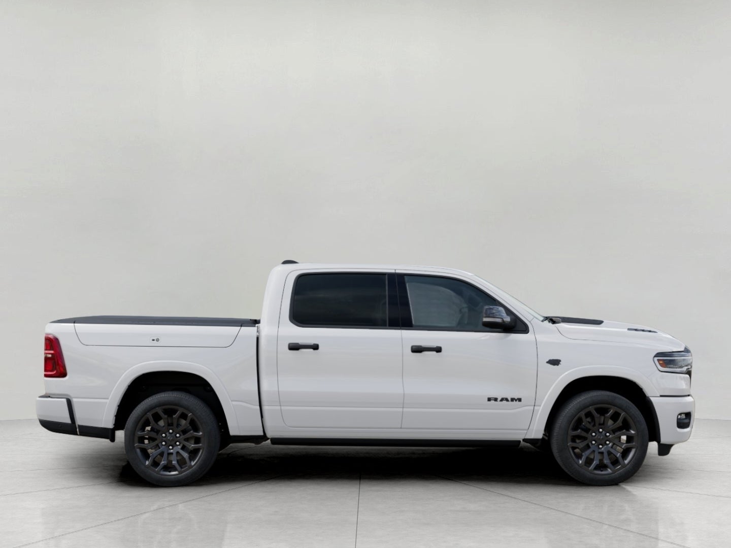 2027 RAM 1500 RAM 1500 LIMITED CREW CAB 4X4 5'7' BOX