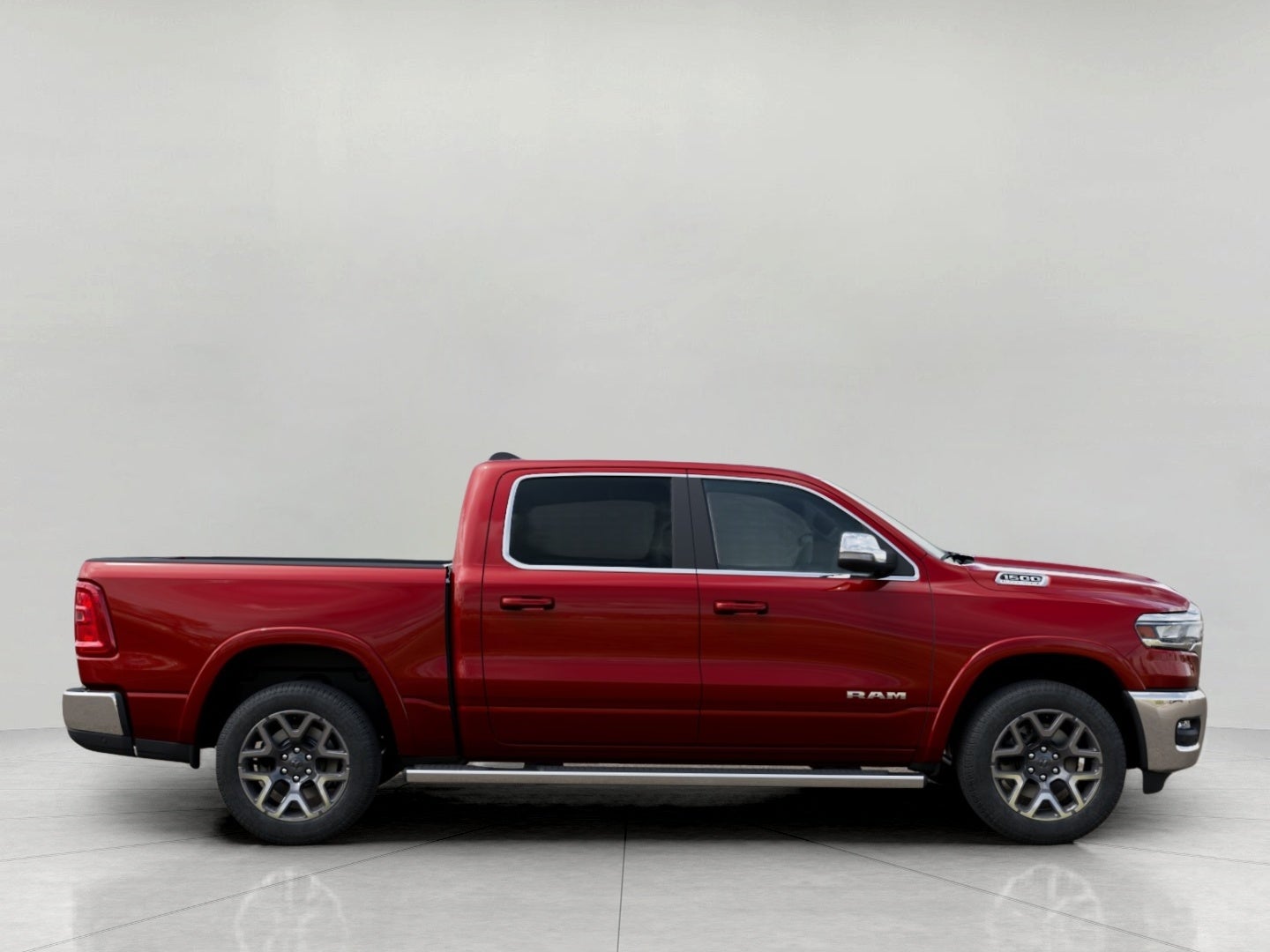 2027 RAM 1500 RAM 1500 LARAMIE CREW CAB 4X4 5'7' BOX