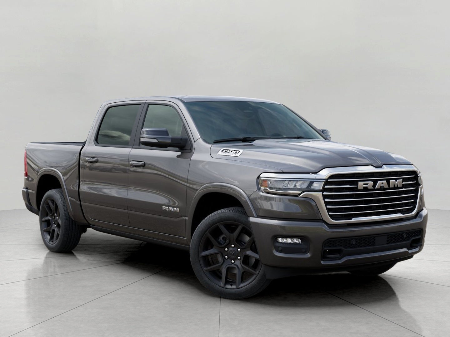 2026 RAM 1500 Laramie 4x4 Crew Cab 5'7's photo