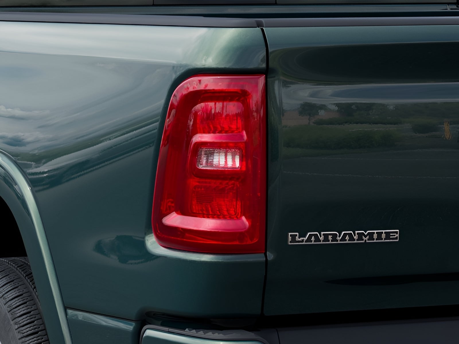 2027 RAM 1500 RAM 1500 LARAMIE CREW CAB 4X4 5'7' BOX
