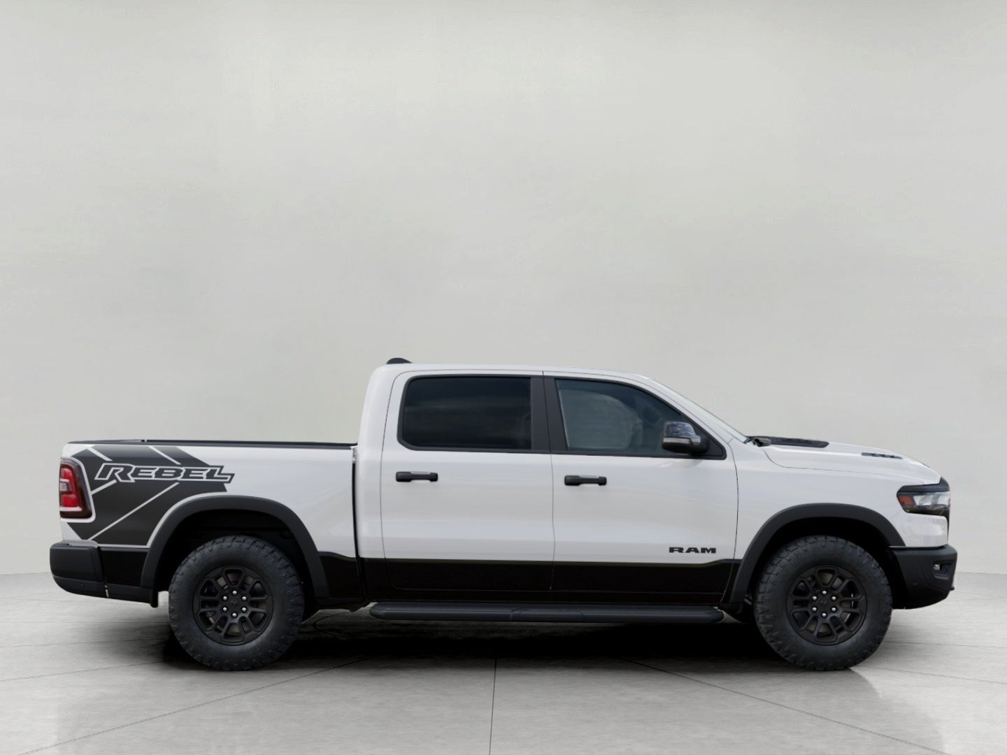 2027 RAM 1500 RAM 1500 REBEL CREW CAB 4X4 5'7' BOX