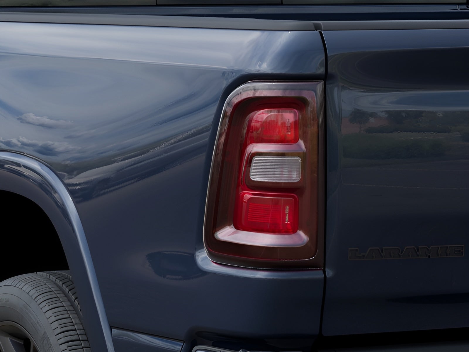2027 RAM 1500 RAM 1500 LARAMIE CREW CAB 4X4 6'4' BOX