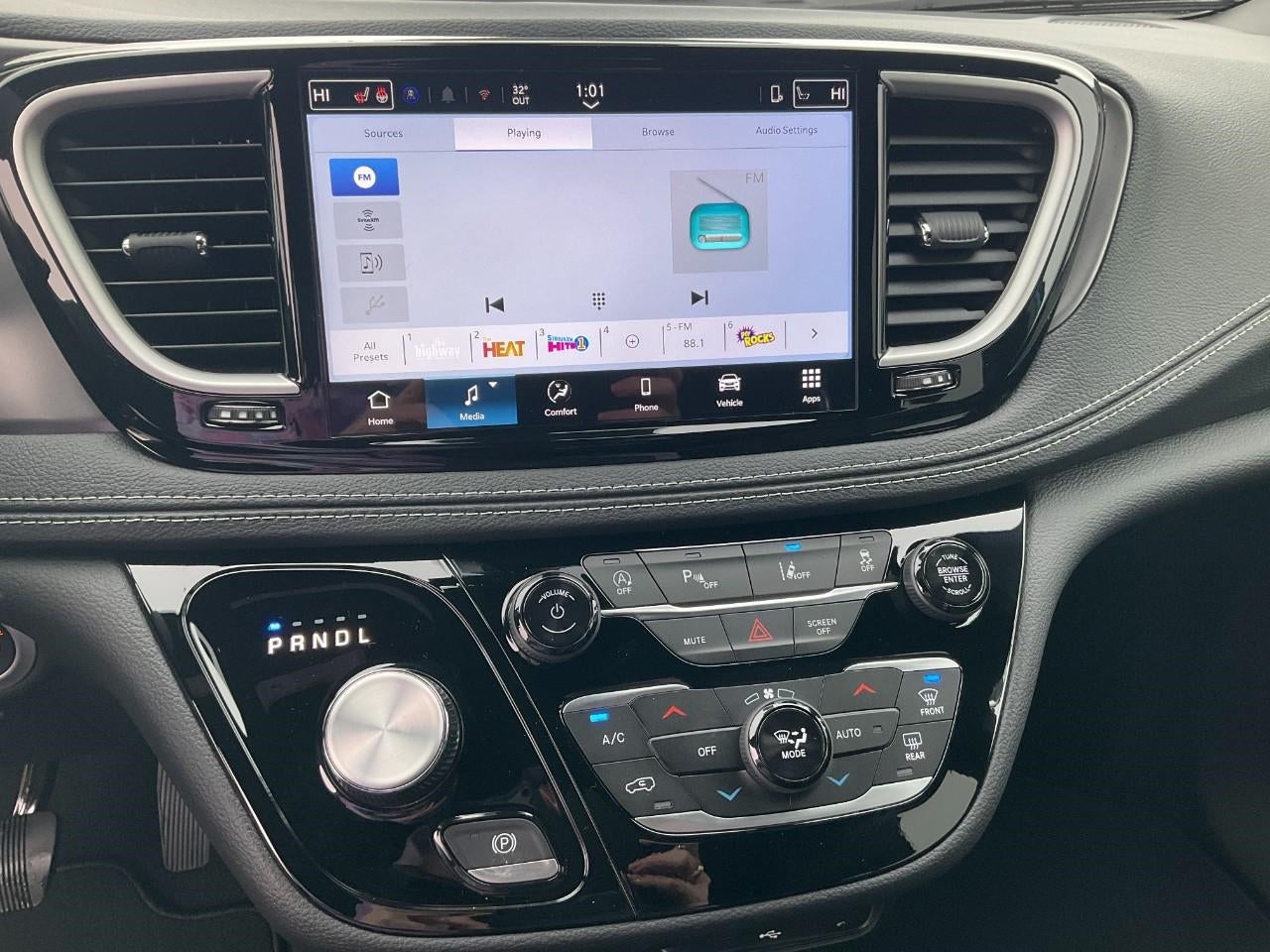 2026 Chrysler Pacifica PACIFICA SELECT