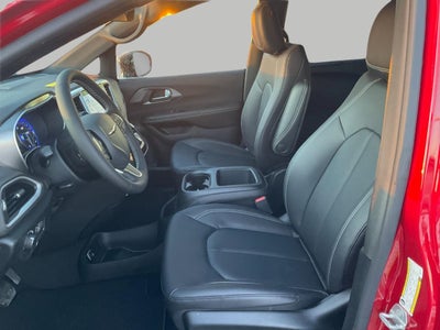 2026 Chrysler Voyager VOYAGER LX