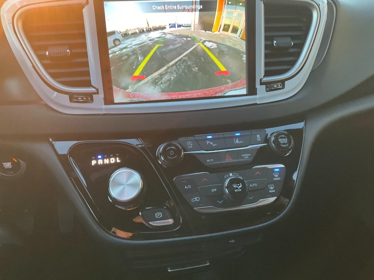 2026 Chrysler Voyager VOYAGER LX