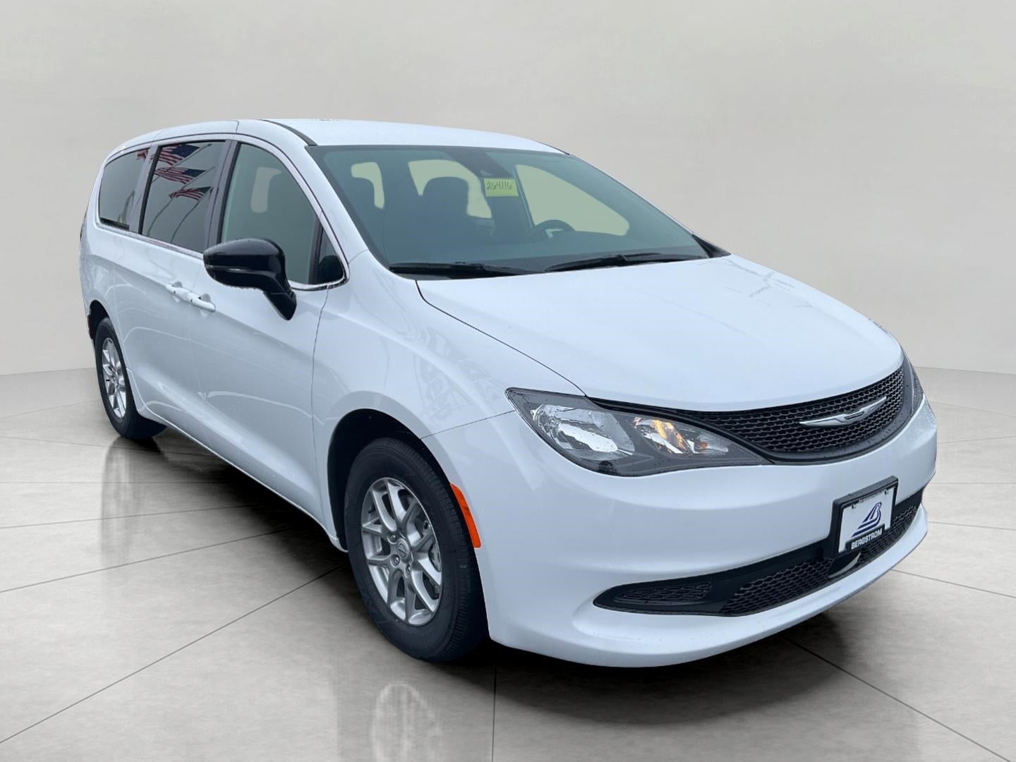 2026 Chrysler Voyager VOYAGER LX