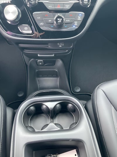 2026 Chrysler Voyager VOYAGER LX