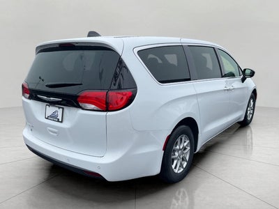 2026 Chrysler Voyager VOYAGER LX