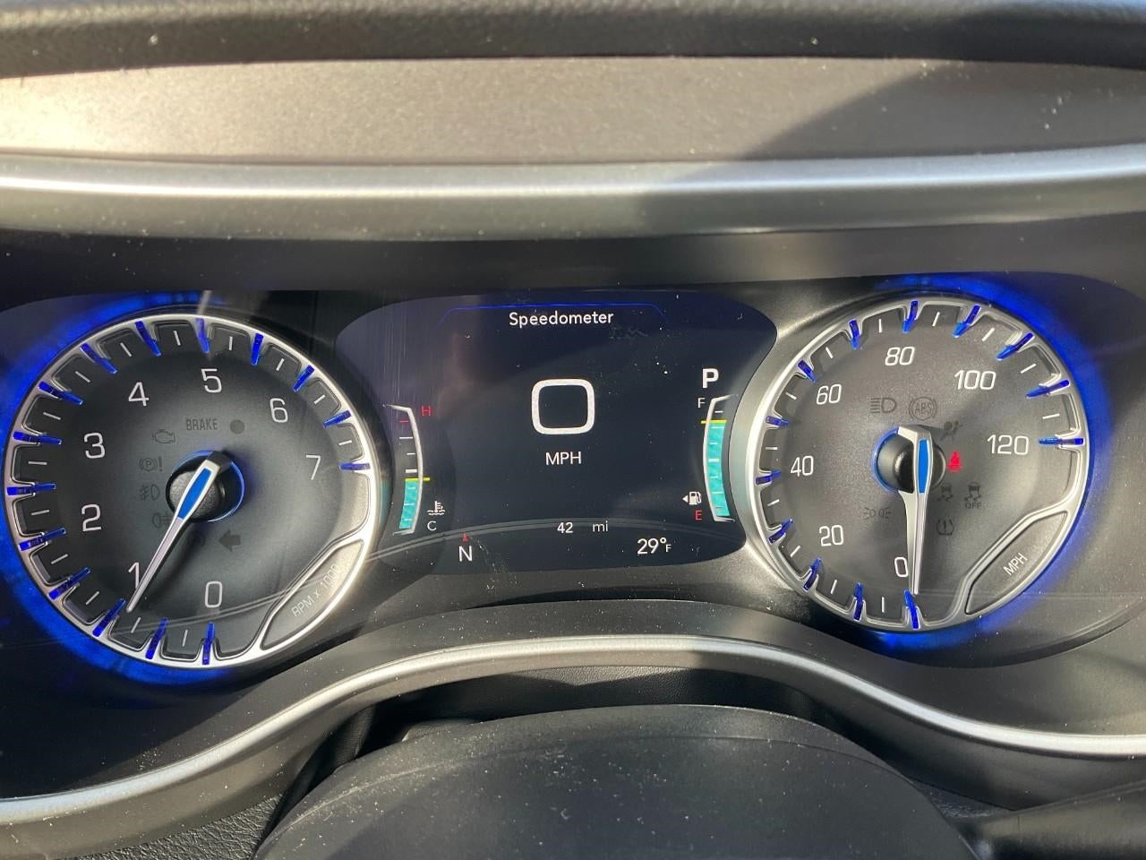 2026 Chrysler Voyager VOYAGER LX