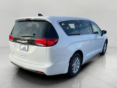 2026 Chrysler Voyager VOYAGER LX