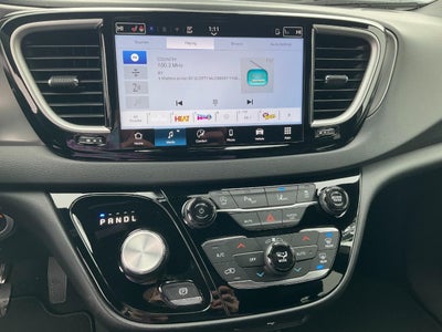 2026 Chrysler Voyager VOYAGER LX