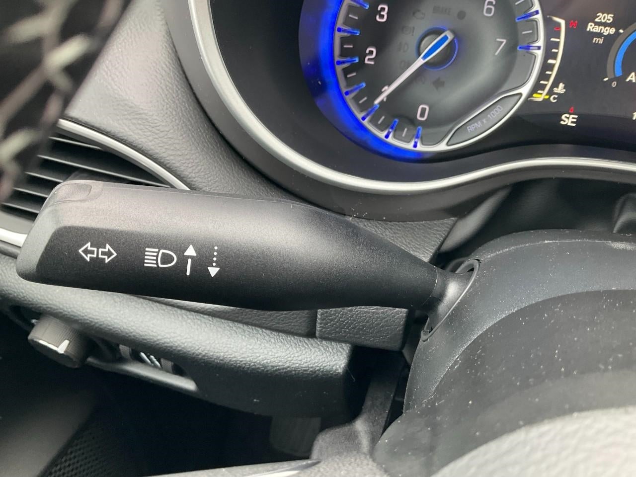 2026 Chrysler Voyager VOYAGER LX