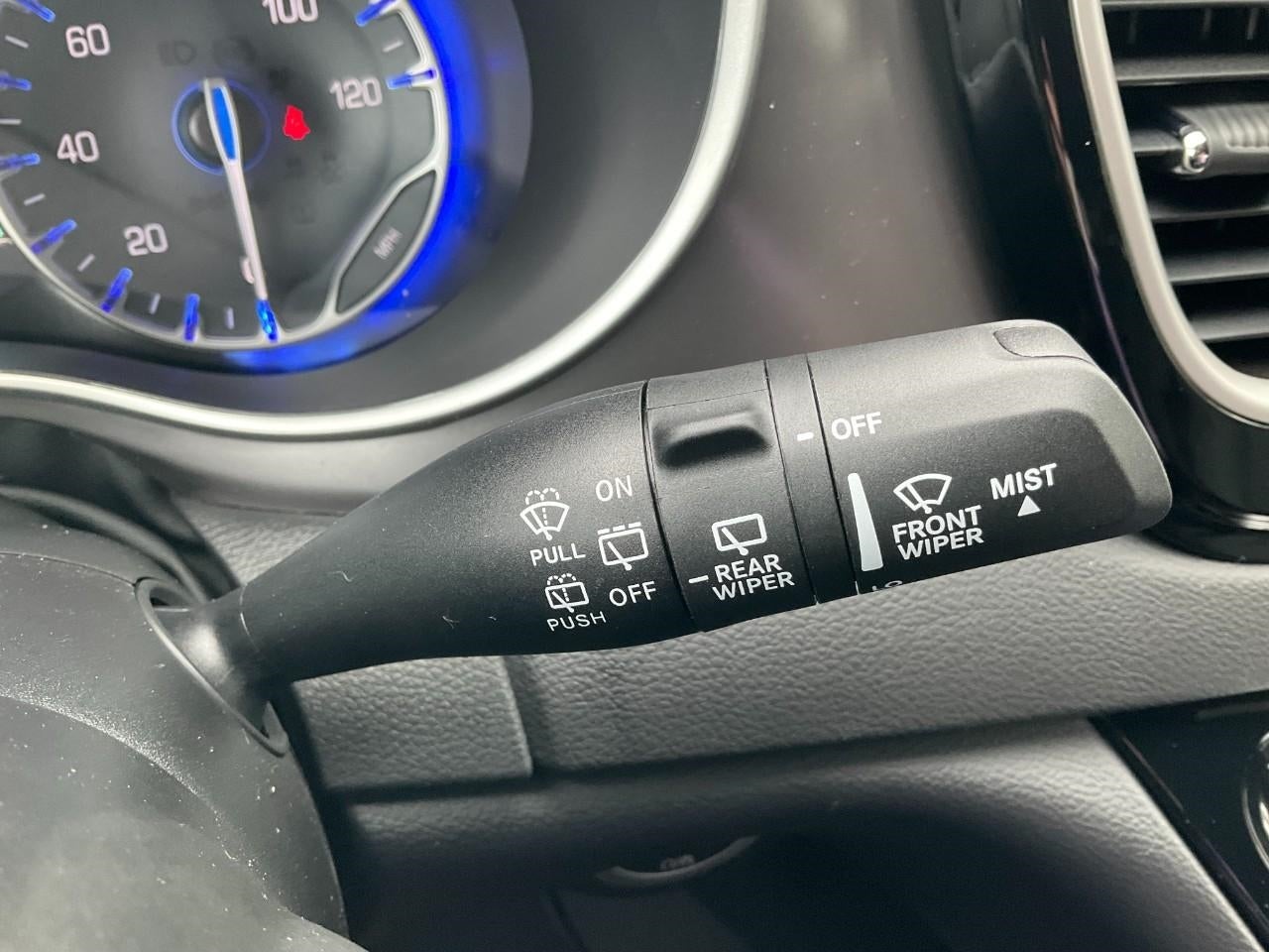 2026 Chrysler Voyager VOYAGER LX