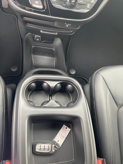 2026 Chrysler Voyager VOYAGER LX