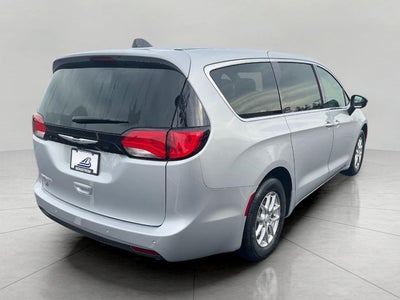 2026 Chrysler Voyager VOYAGER LX