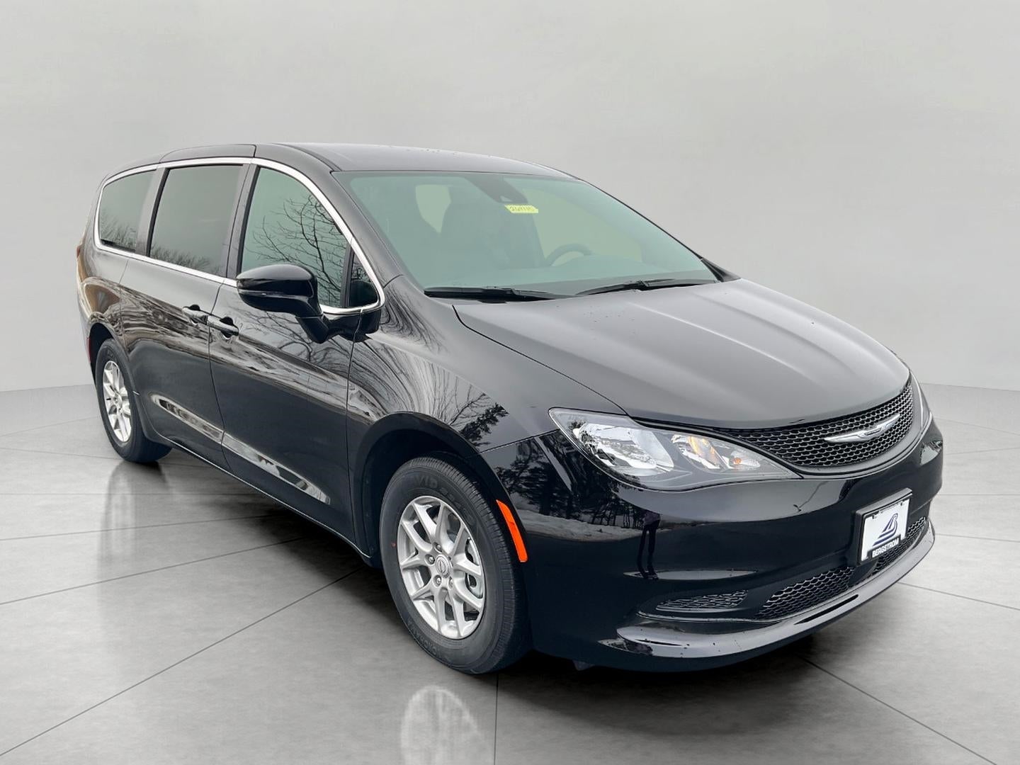 2026 Chrysler Voyager VOYAGER LX