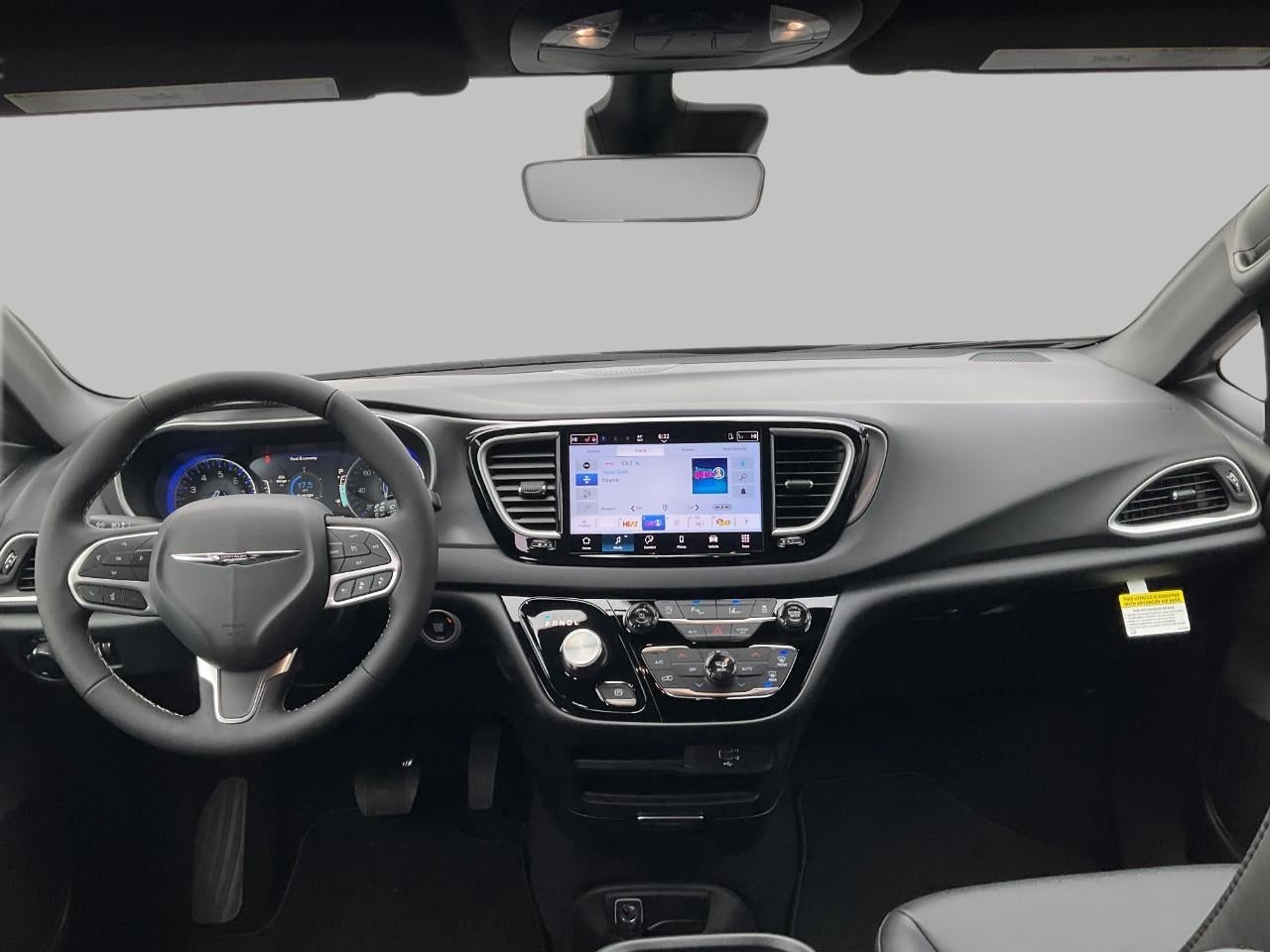 2026 Chrysler Voyager VOYAGER LX