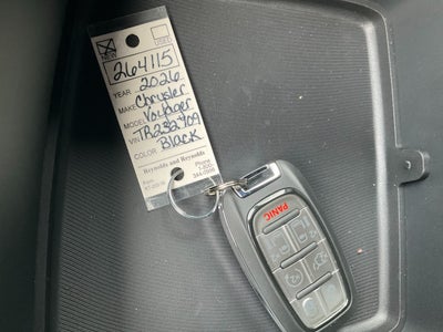 2026 Chrysler Voyager VOYAGER LX