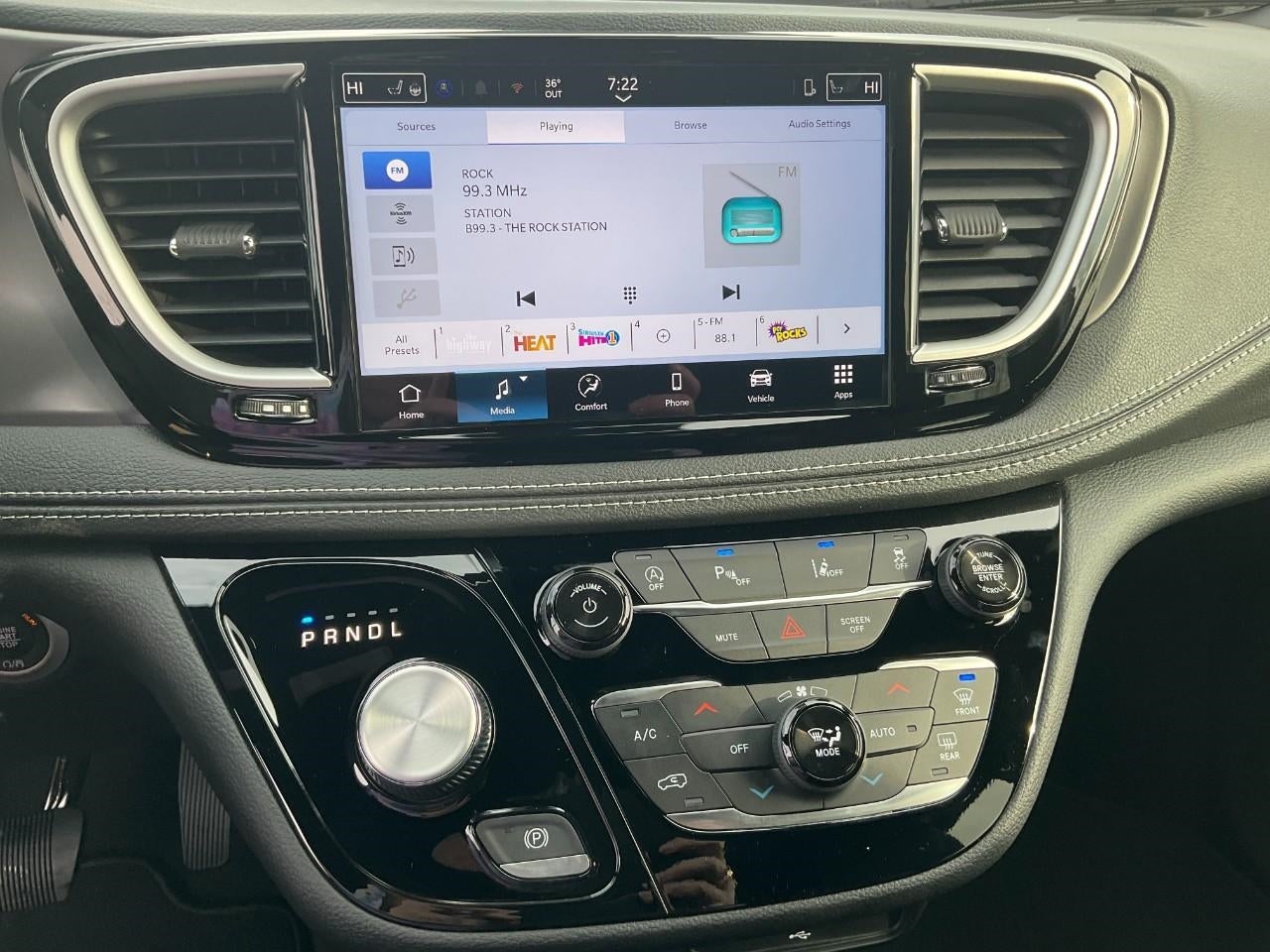 2026 Chrysler Pacifica PACIFICA SELECT AWD