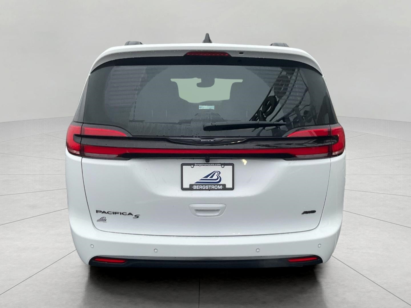 2026 Chrysler Pacifica PACIFICA SELECT AWD