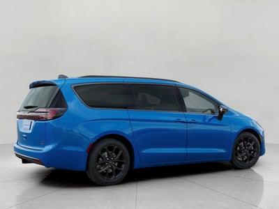2027 Chrysler Pacifica PACIFICA LIMITED AWD