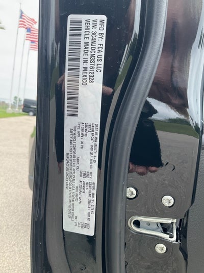 2025 Jeep Compass COMPASS LIMITED 4X4