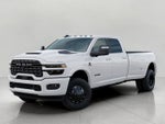 2027 RAM 3500 RAM 3500 LIMITED CREW CAB 4X4 8' BOX