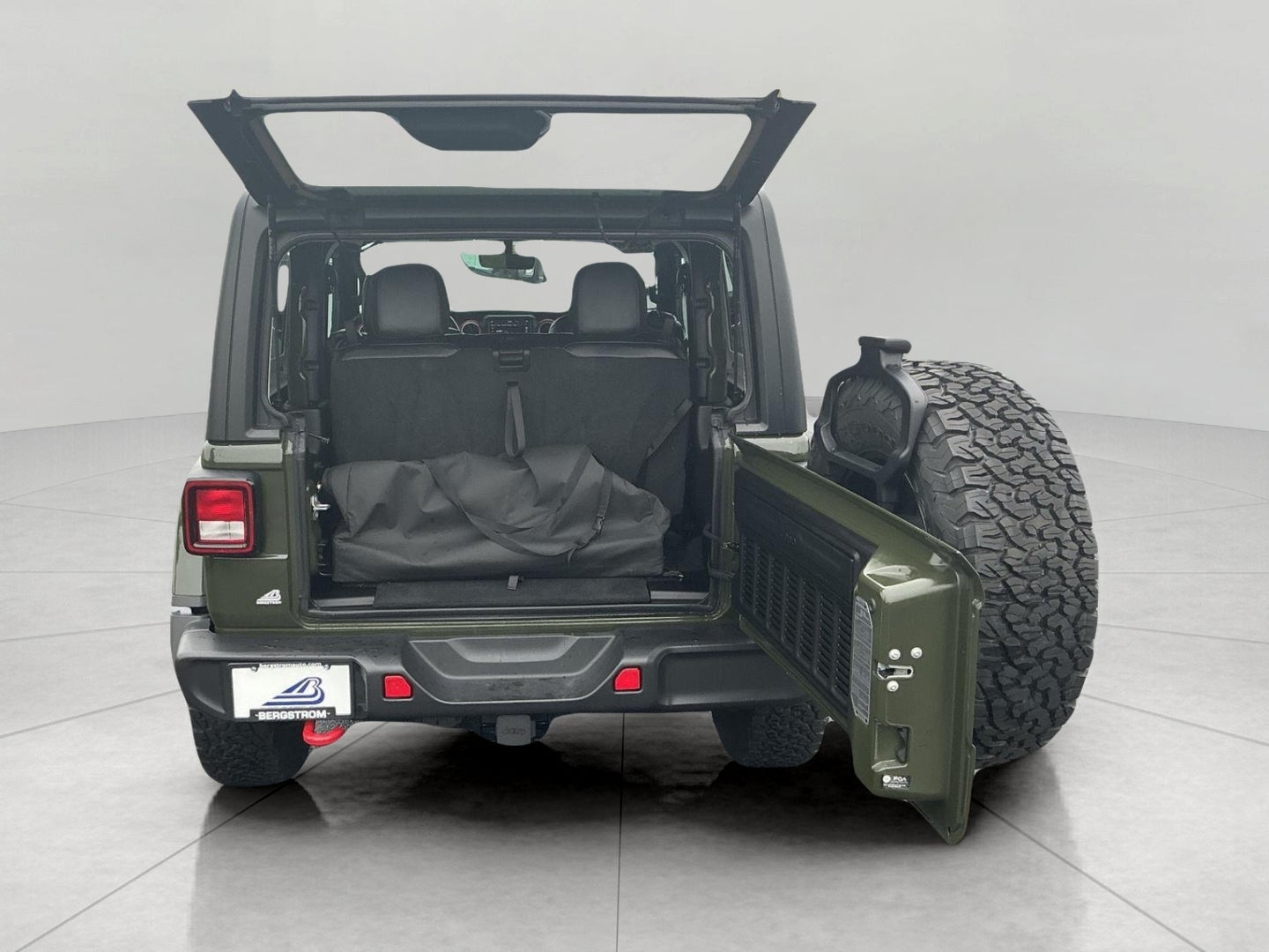 2023 Jeep Wrangler 2-Door Rubicon 4x4