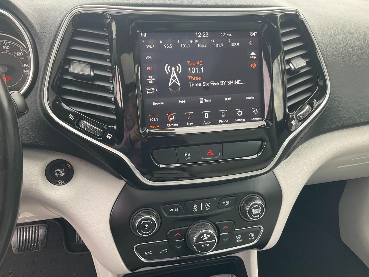 2020 Jeep Cherokee Limited FWD